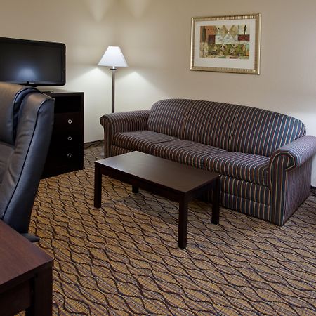 Holiday Inn Express & Suites Columbus East - Reynoldsburg By Ihg Phòng bức ảnh
