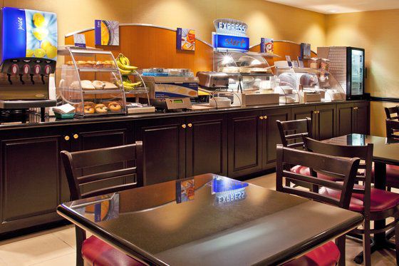 Holiday Inn Express & Suites Columbus East - Reynoldsburg By Ihg Nhà hàng bức ảnh